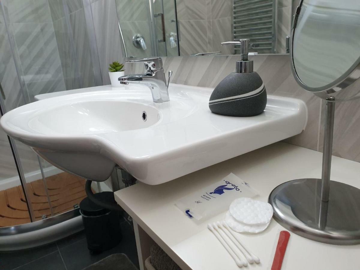 توري أنونزياتا Pinotto Bnb المظهر الخارجي الصورة